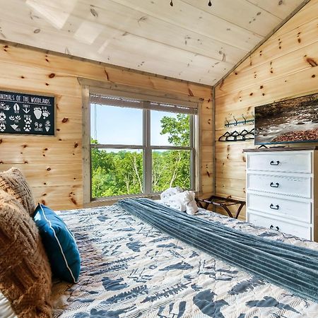 Spring Sale! Indoor Pool, Pet Stays Free, Movie, Hottub Sevierville Eksteriør bilde